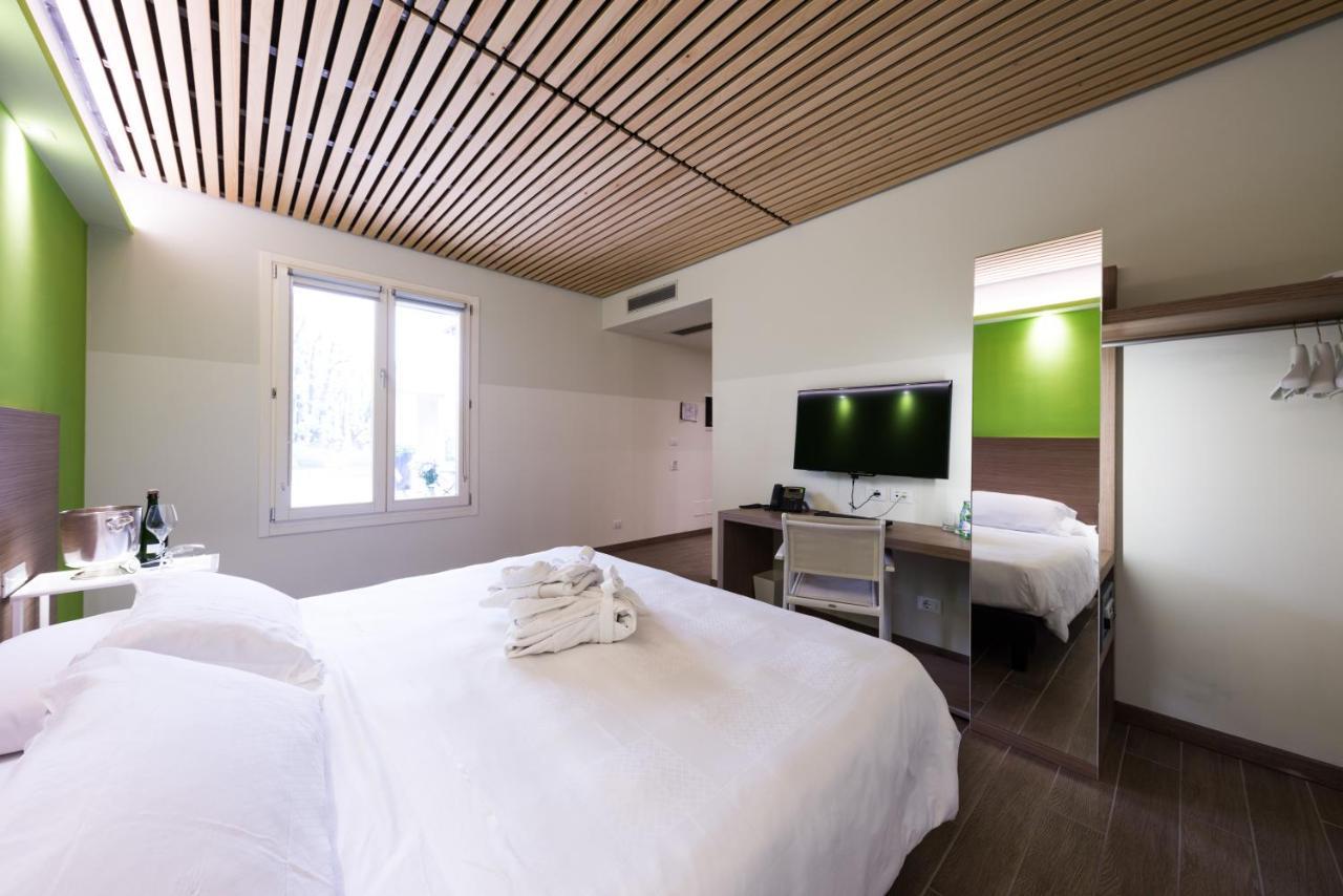 Hotel Marelet 崔威里奥 外观 照片